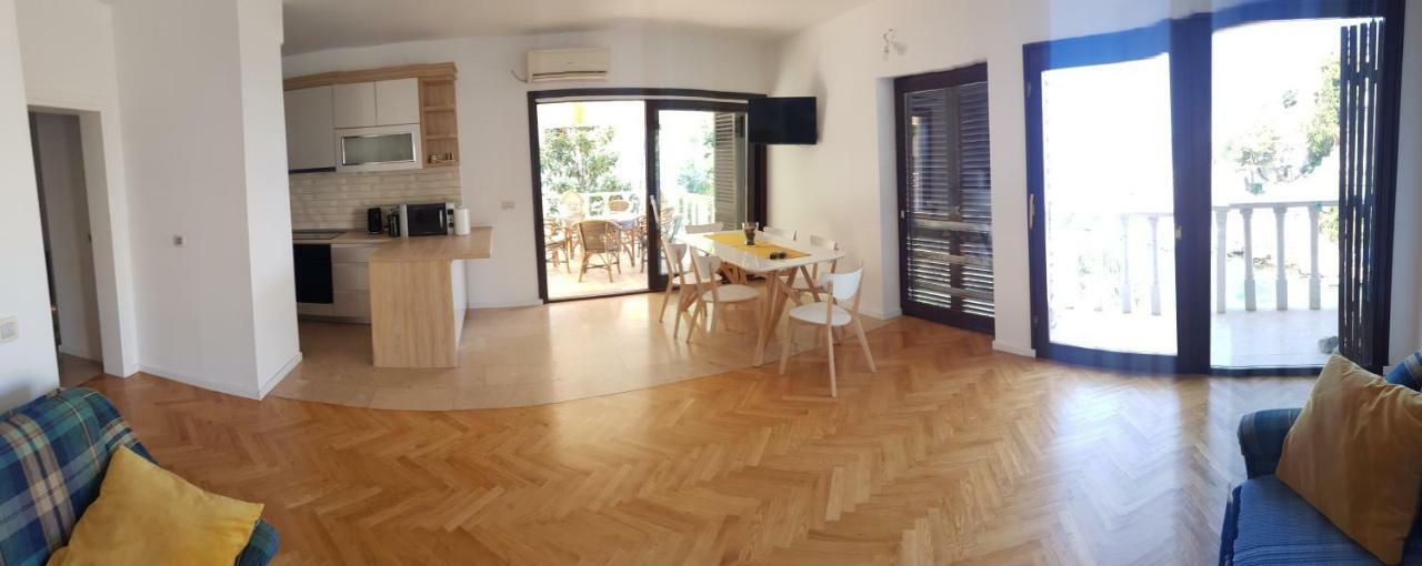 Premium Apartments Joy Primošten Exterior foto